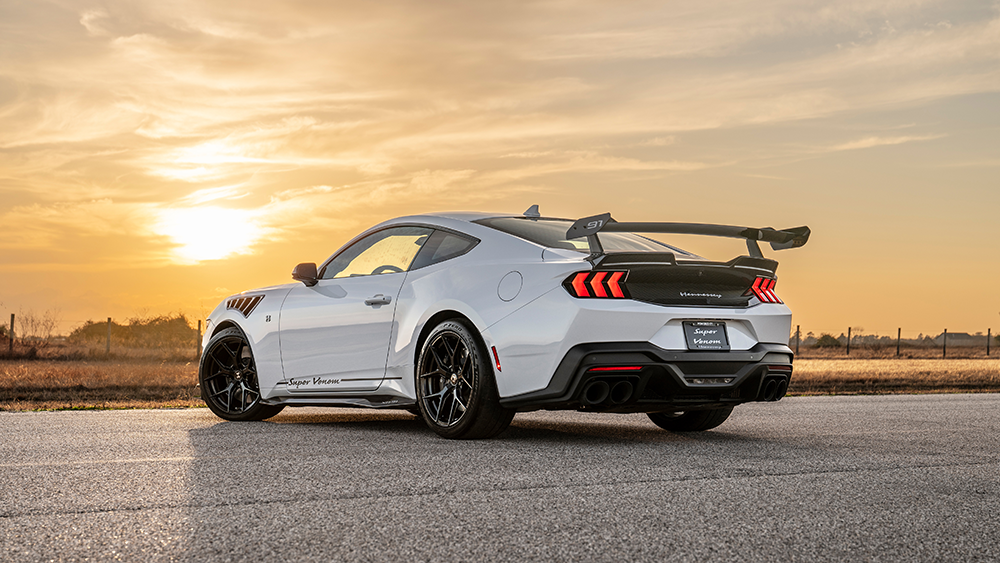 Ford Mustang Dark Horse Upgrade